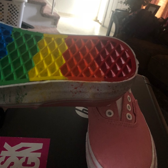 Rainbow shoes - Picture 3 of 8
